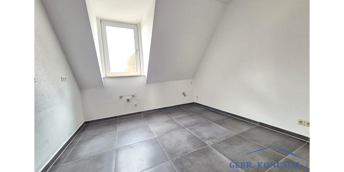 Dachgeschoßwohnung Meppen - 3 Zimmer, 105 m&sup2;, 980&euro; | Angebot:25882015