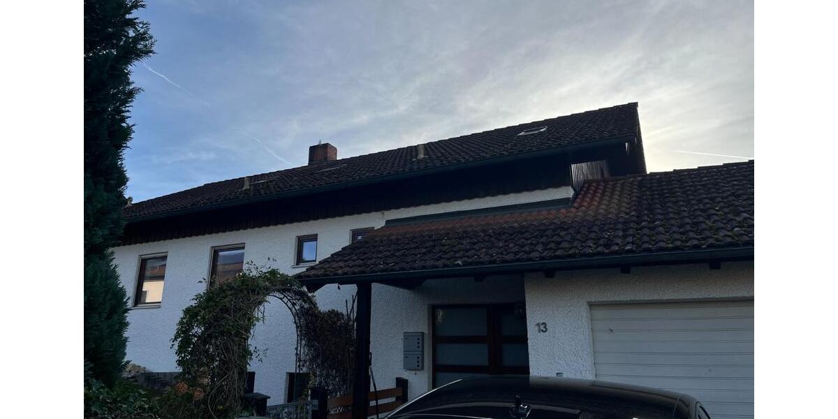 Dachgeschoßwohnung Arnstorf - 3.5 Zimmer, 80 m&sup2;, 670&euro; | Angebot:24592807