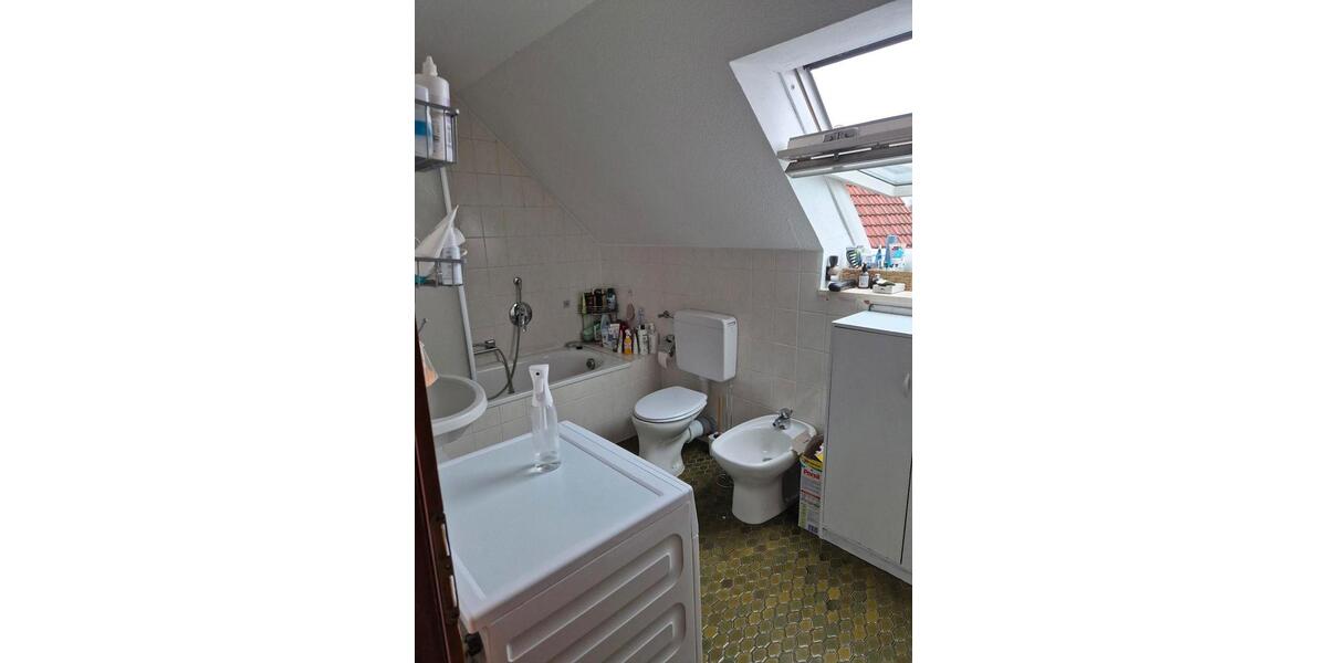 Gemütliches WG-Zimmer bei Erlangen 1 zimmer