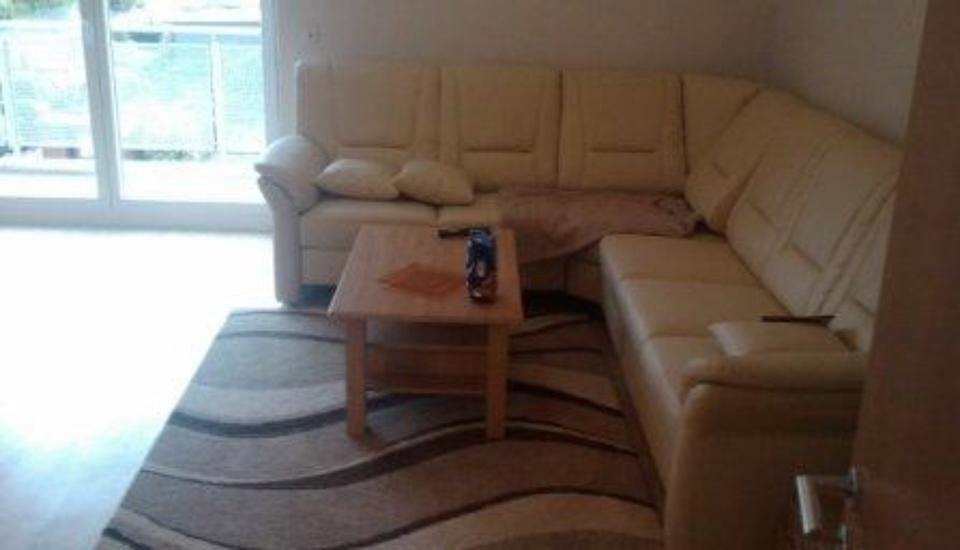 3 Zimmerwohnung zu vermieten - Nähe Hessing Klinik - WG-geeignet 3 zimmer