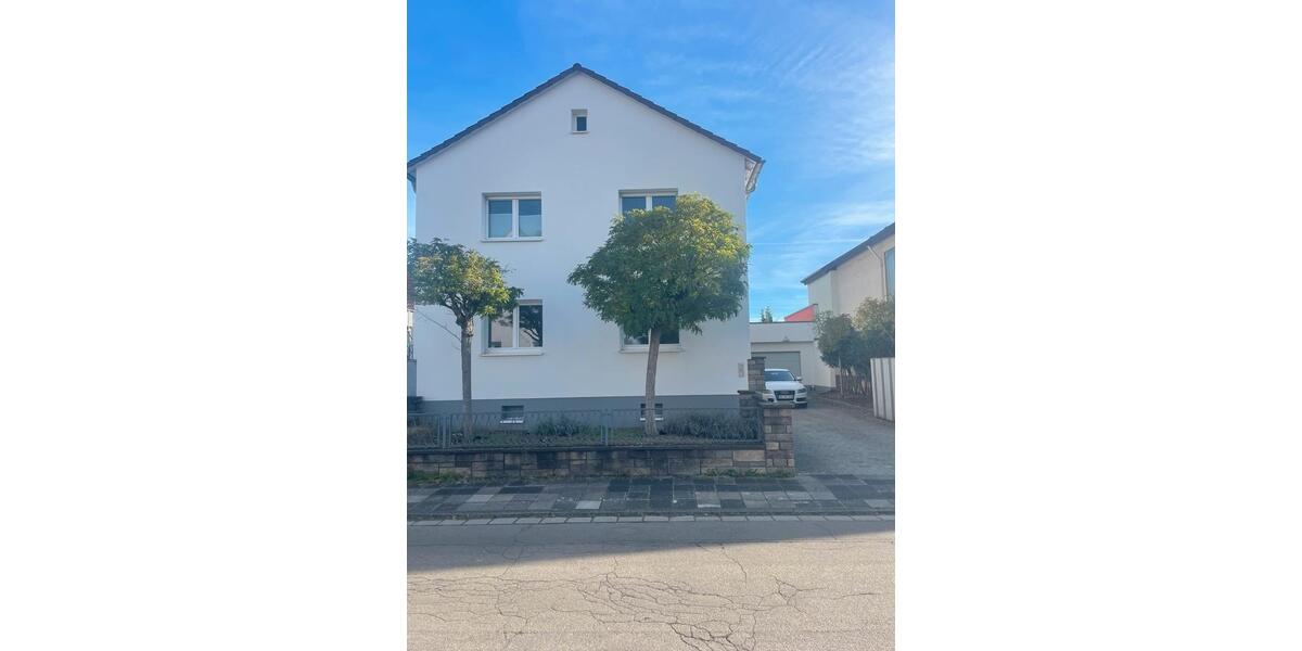 Etagenwohnung Bellheim - 6 Zimmer, 196 m&sup2;, 2.294&euro; | Angebot:24445922