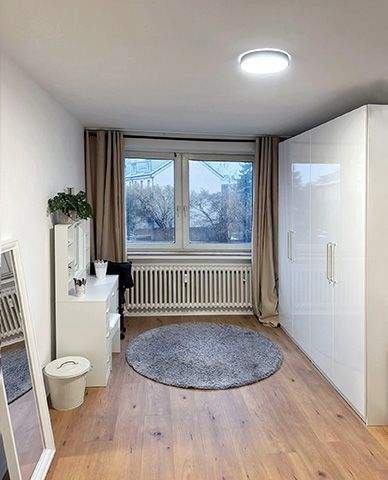 Etagenwohnung Köln Zollstock - 2 Zimmer, 55 m&sup2;, 600&euro; | Angebot:25214101