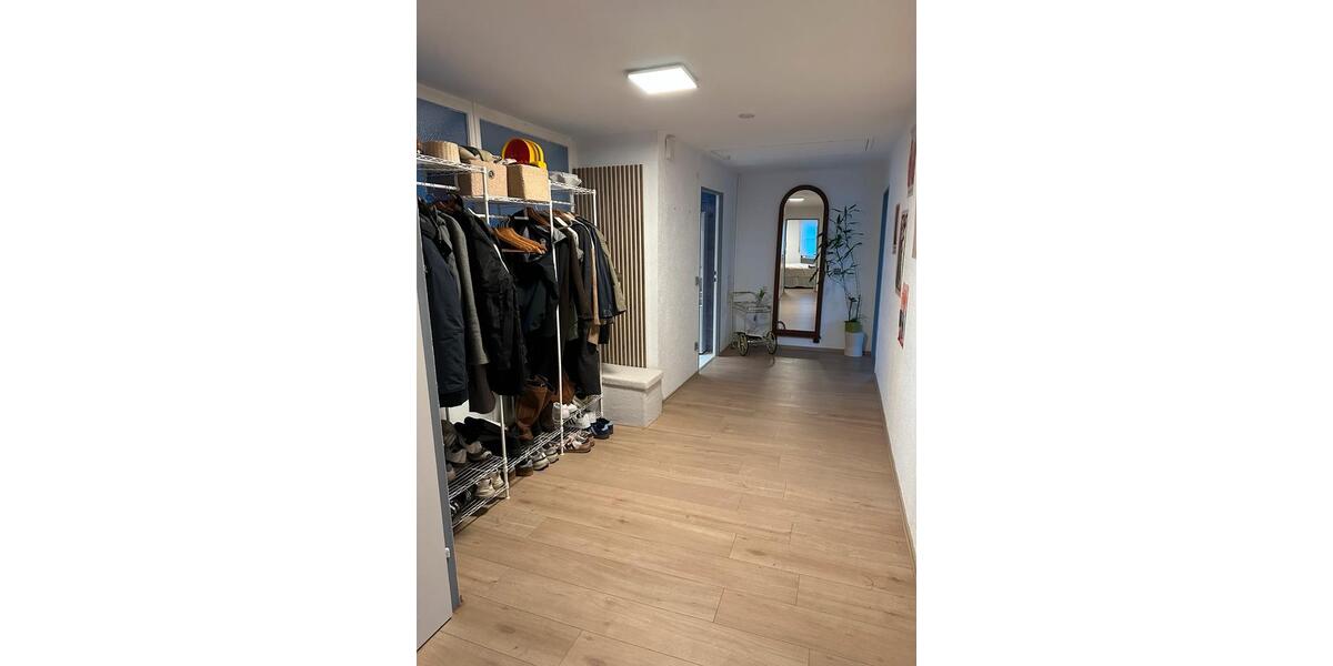 Dachgeschoßwohnung Heroldstatt - 3 Zimmer, 105 m&sup2;, 850&euro; | Angebot:24976126