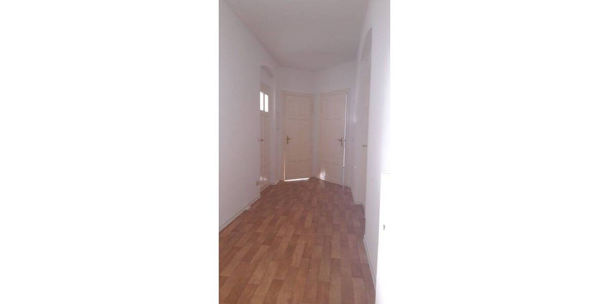 Etagenwohnung Görlitz Innenstadt - 4 Zimmer, 123 m&sup2;, 670&euro; | Angebot:26189249
