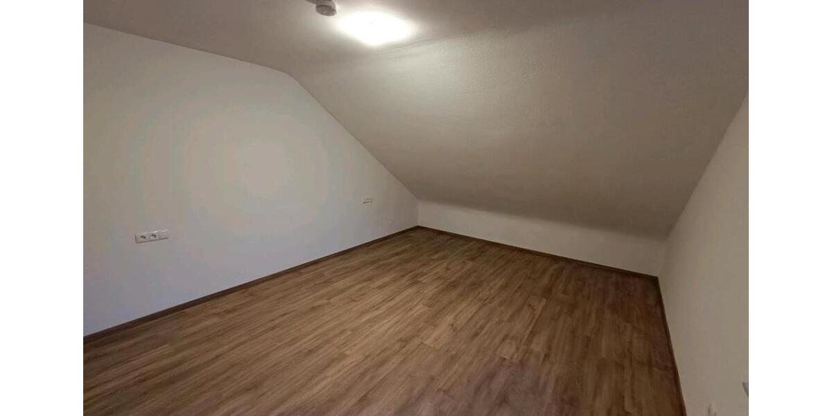 Dachgeschoßwohnung Dernau - 2 Zimmer, 65 m&sup2;, 680&euro; | Angebot:24841774