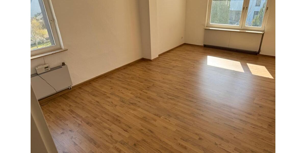 Etagenwohnung Hannover Misburg-Anderten - 3 Zimmer, 90 m&sup2;, 1.400&euro; | Angebot:26449280