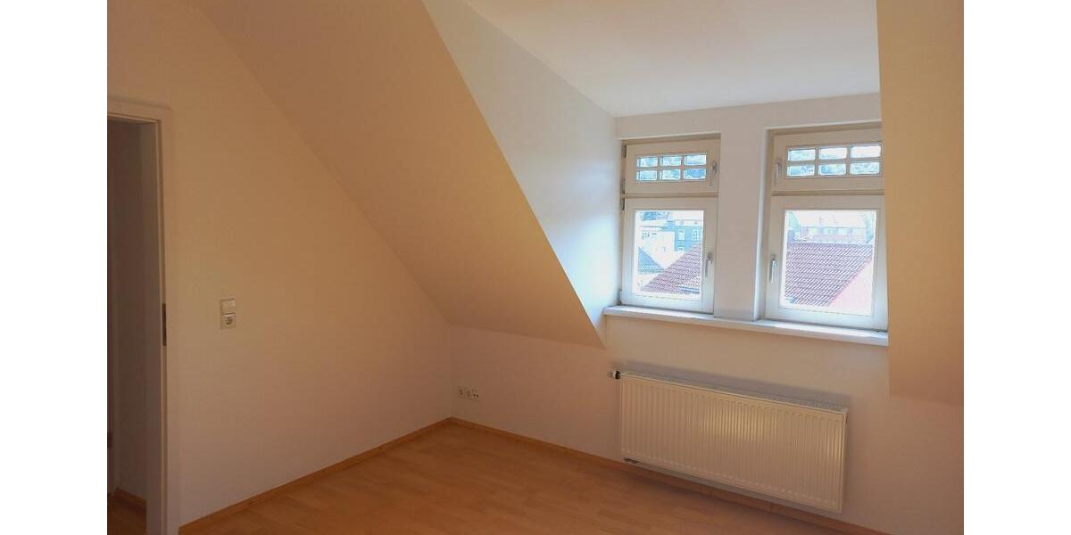 Dachgeschoßwohnung Nordhausen - 3 Zimmer, 88 m&sup2;, 654&euro; | Angebot:26617658