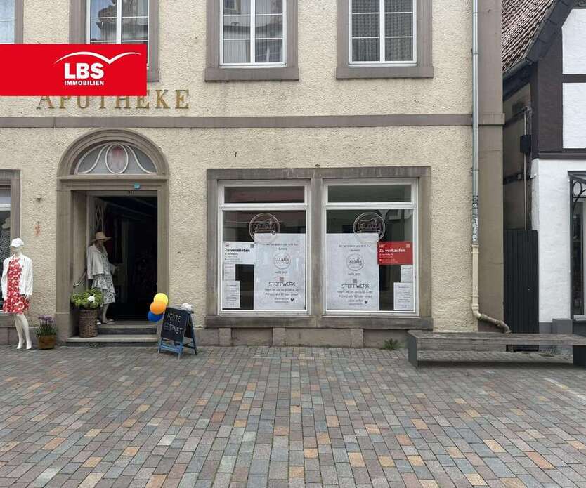 Einzelhandel in Lemgo 780 € 61 m²