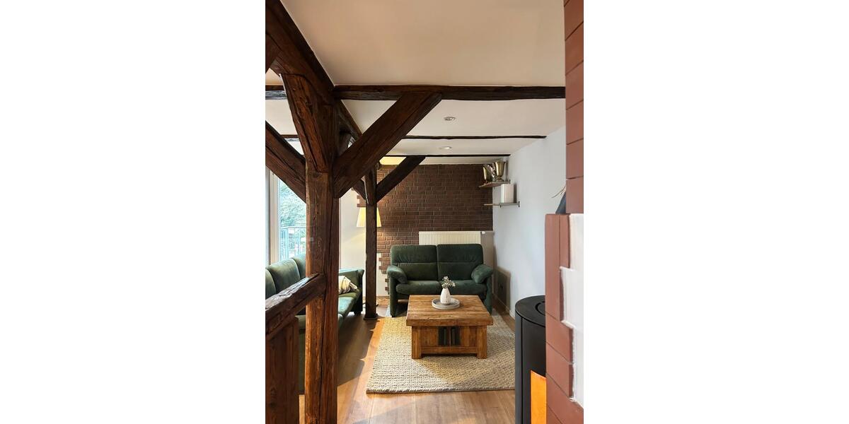 Etagenwohnung Eicklingen - 3 Zimmer, 100 m&sup2;, 1.200&euro; | Angebot:25995447