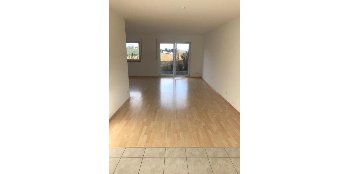 Doppelhaushälfte Eching - 3 Zimmer, 115 m&sup2;, 1.550&euro; | Angebot:26041052
