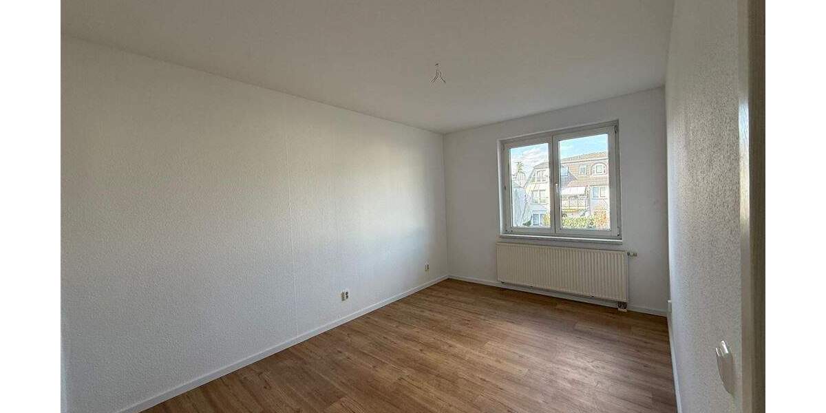 Etagenwohnung Blumberg Blumberg - 2 Zimmer, 65 m&sup2;, 860&euro; | Angebot:25796273