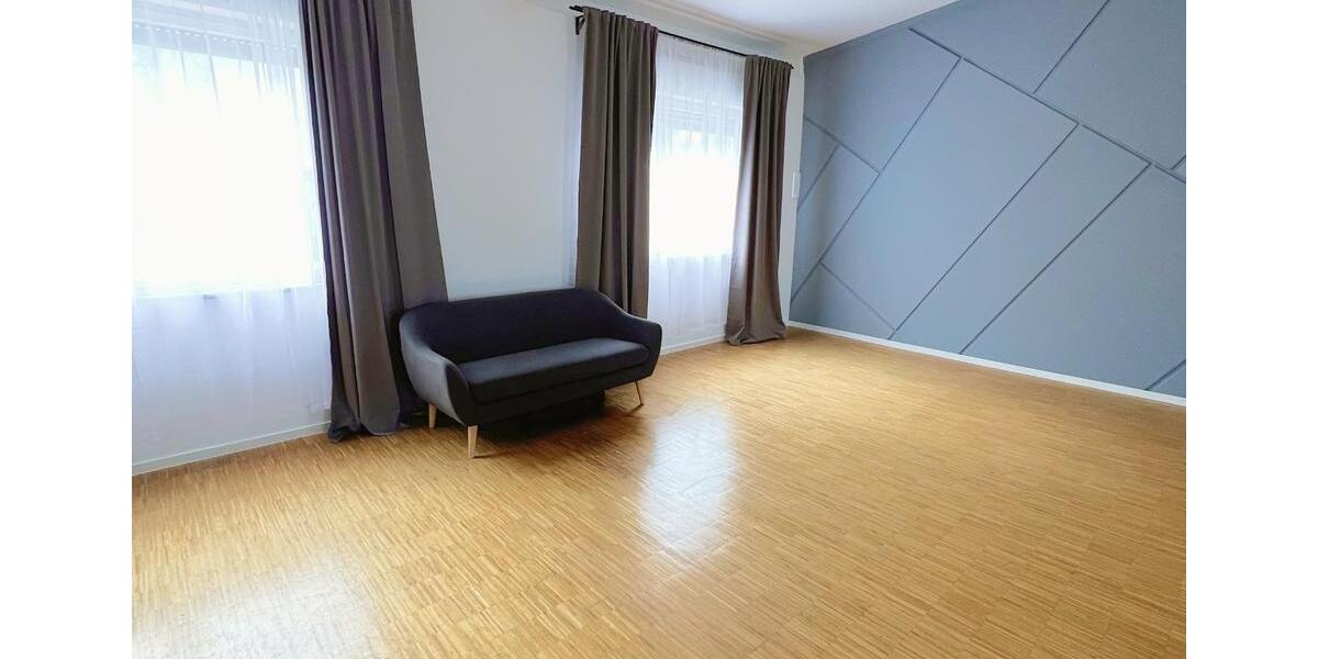 Flexibler Raum Saal zu vermieten – stunden- oder tageweise zimmer