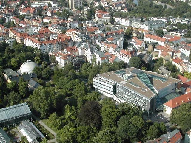Dachatelier mit Garten für Studenten oder Paare ab Dezember 3 zimmer