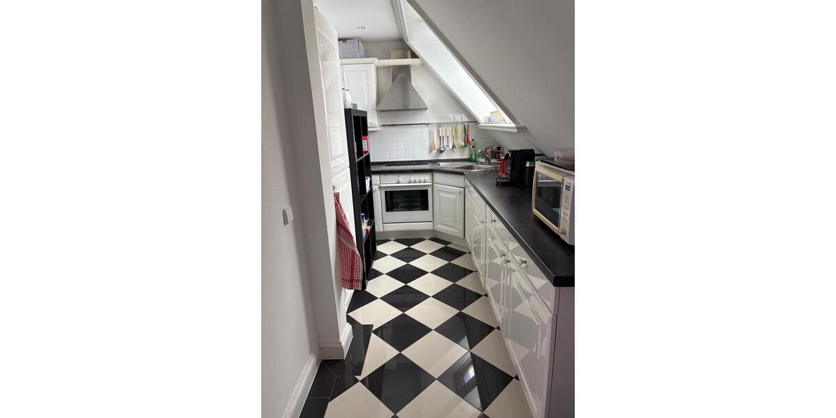 Dachgeschoßwohnung Sylt - 3 Zimmer, 85 m&sup2;, 1.850&euro; | Angebot:26560606