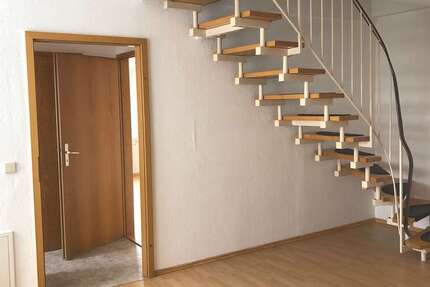 Wohnung zum Mieten in Reichenbach, Vogtl 390 € 81.49 m²