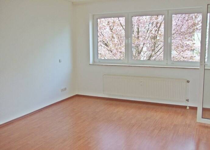 Etagenwohnung Schwerin Krebsförden - 3 Zimmer, 72 m&sup2;, 645&euro; | Angebot:24834680