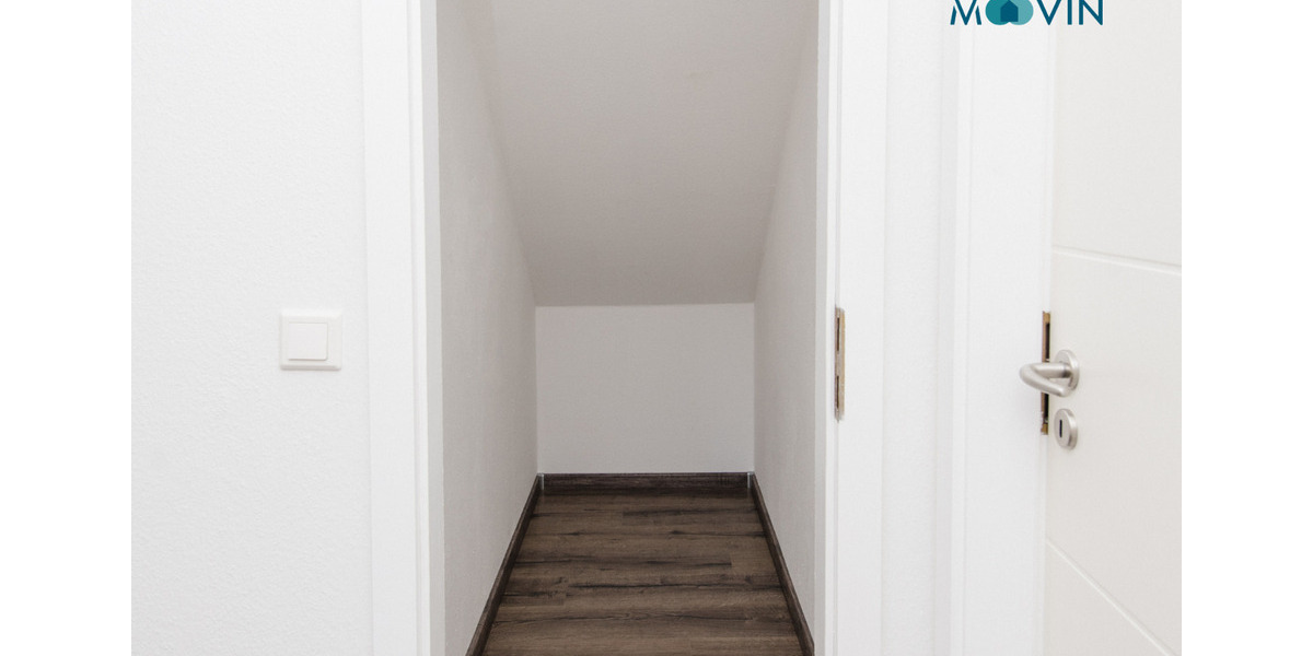 Dachgeschoßwohnung Böhlen - 3 Zimmer, 50 m&sup2;, 450&euro; | Angebot:26490344