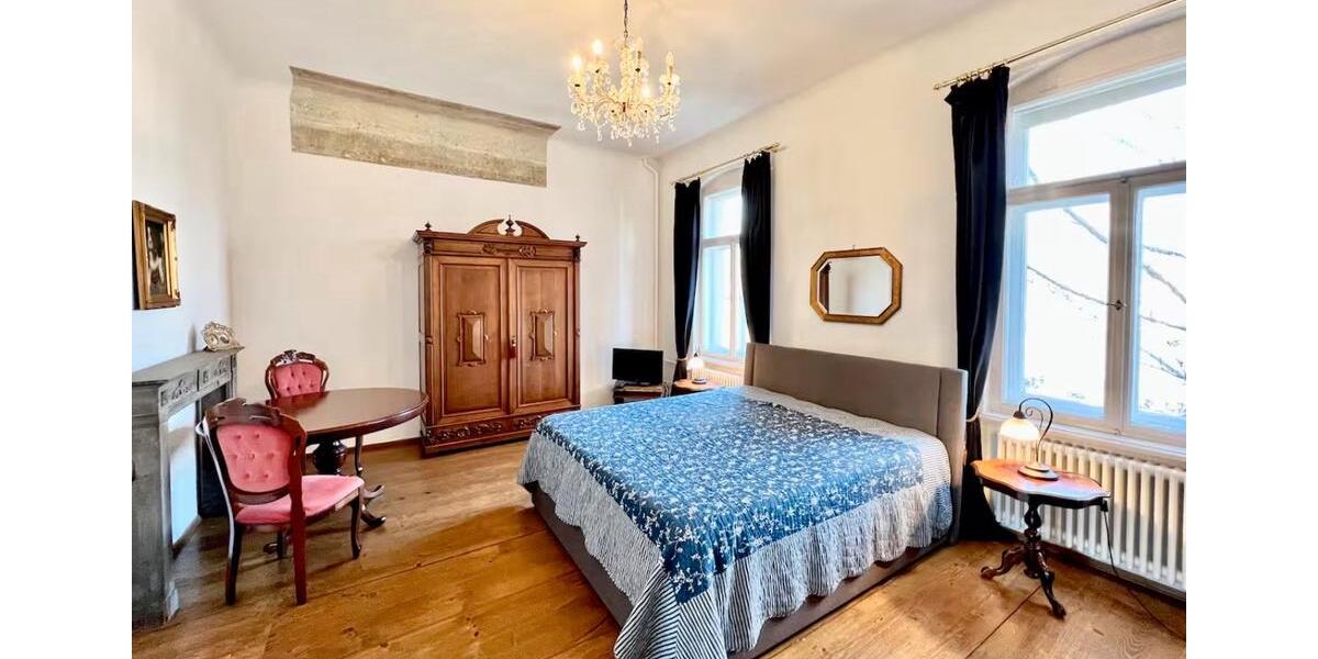 Maisonettenwohnung Dresden Blasewitz - 5 Zimmer, 161 m&sup2;, 2.200&euro; | Angebot:26038390