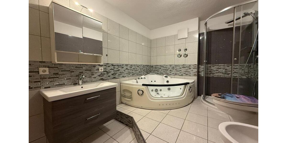 Erdgeschoßwohnung Bad Säckingen - 4 Zimmer, 118 m&sup2;, 1.350&euro; | Angebot:26425489