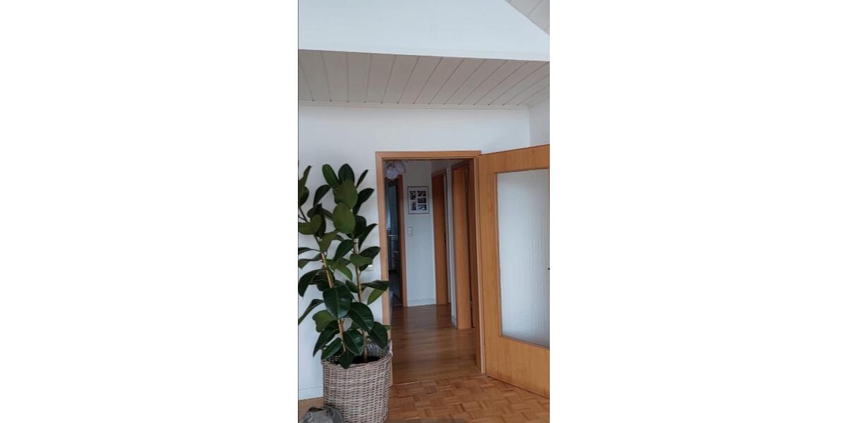Dachgeschoßwohnung Uffenheim - 3 Zimmer, 62 m&sup2;, 630&euro; | Angebot:25048037