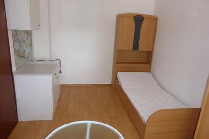 Möblierts Zimmer ,Warmmiete 440 Euro zimmer