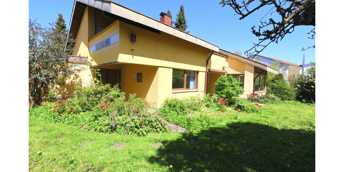 Einfamilienhaus Ulm Söflingen - 8 Zimmer, 186 m&sup2;, 1.900&euro; | Angebot:27291026