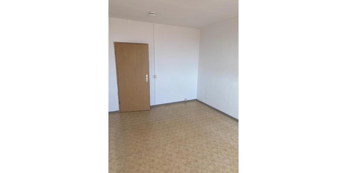 Etagenwohnung Artern - 3 Zimmer, 67 m&sup2;, 495&euro; | Angebot:24537450