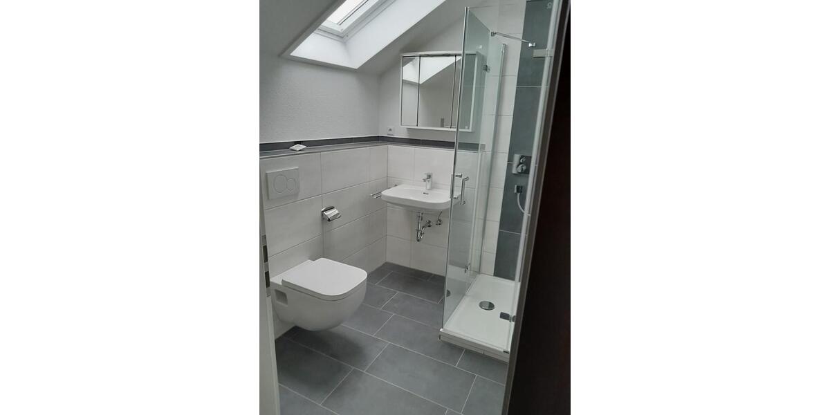 Dachgeschoßwohnung Schramberg - 2 Zimmer, 52 m&sup2;, 540&euro; | Angebot:24398244