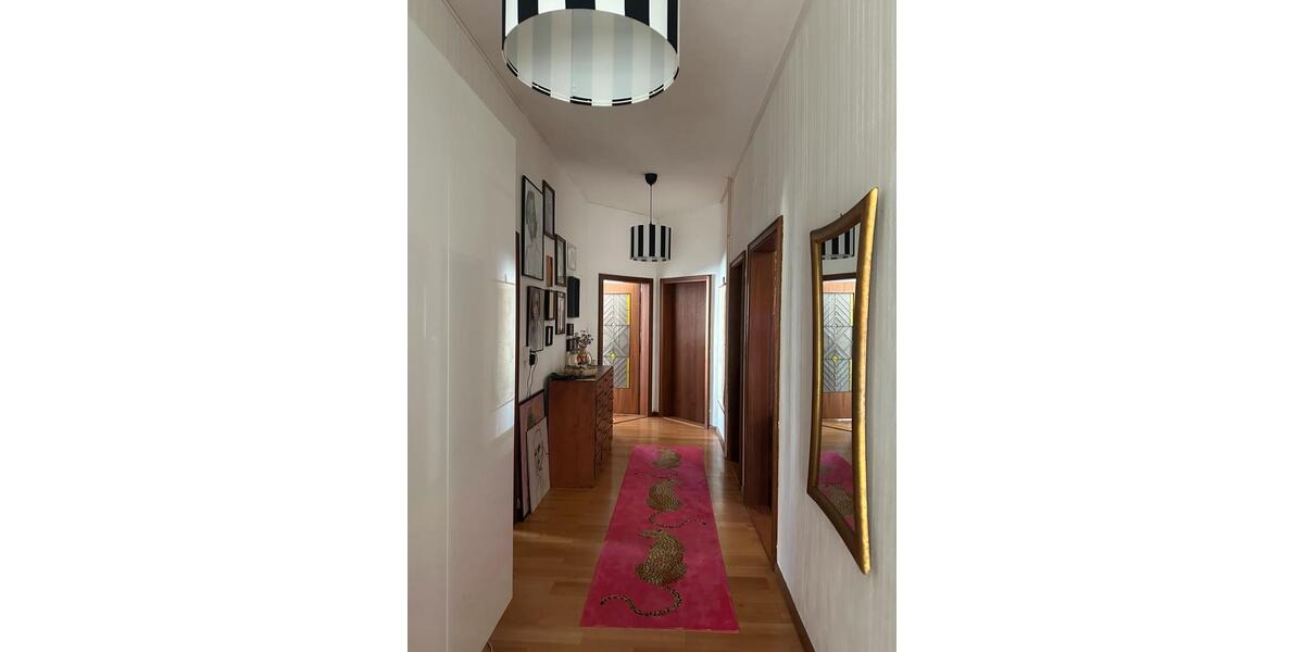 Wohnen auf Zeit Freiburg im Breisgau Oberau - 1 Zimmer, 120 m&sup2;, 830&euro; | Angebot:26434339