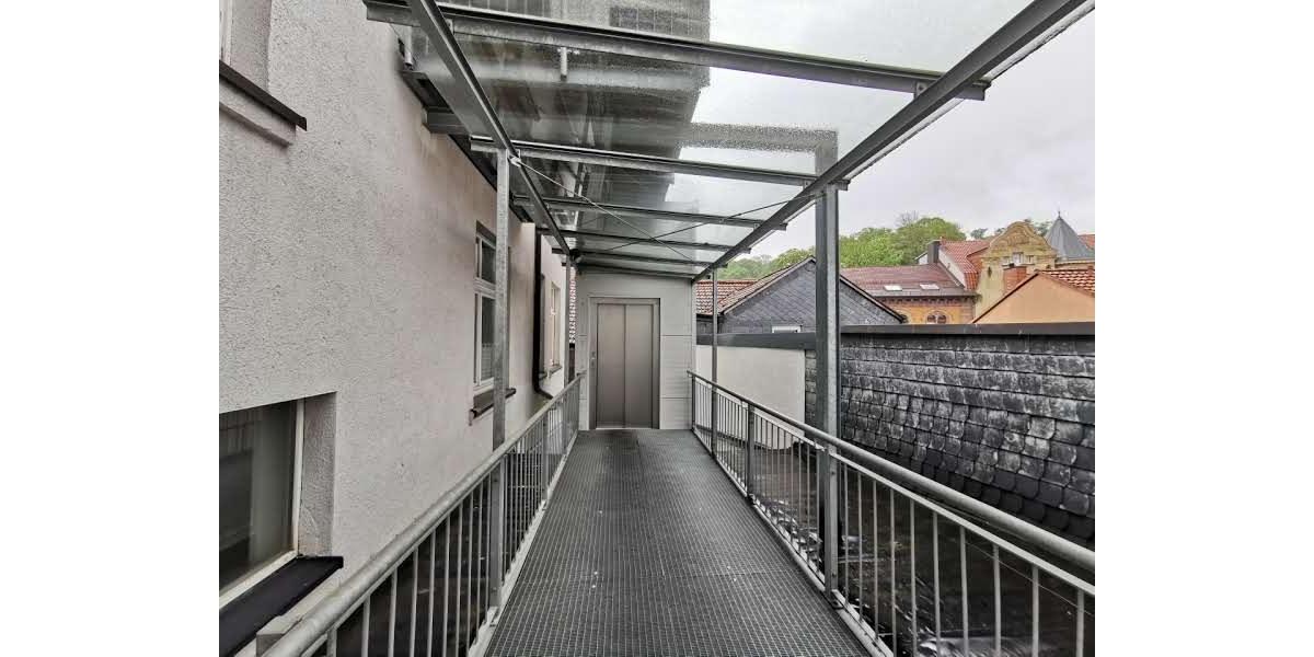 Dachgeschoßwohnung Eisenach - 4 Zimmer, 100 m&sup2;, 750&euro; | Angebot:26478029