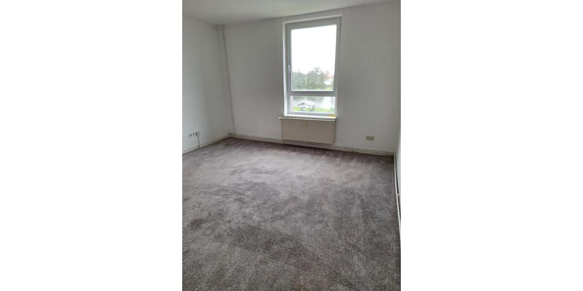 Etagenwohnung Erkner - 3 Zimmer, 94 m&sup2;, 1.000&euro; | Angebot:24677114