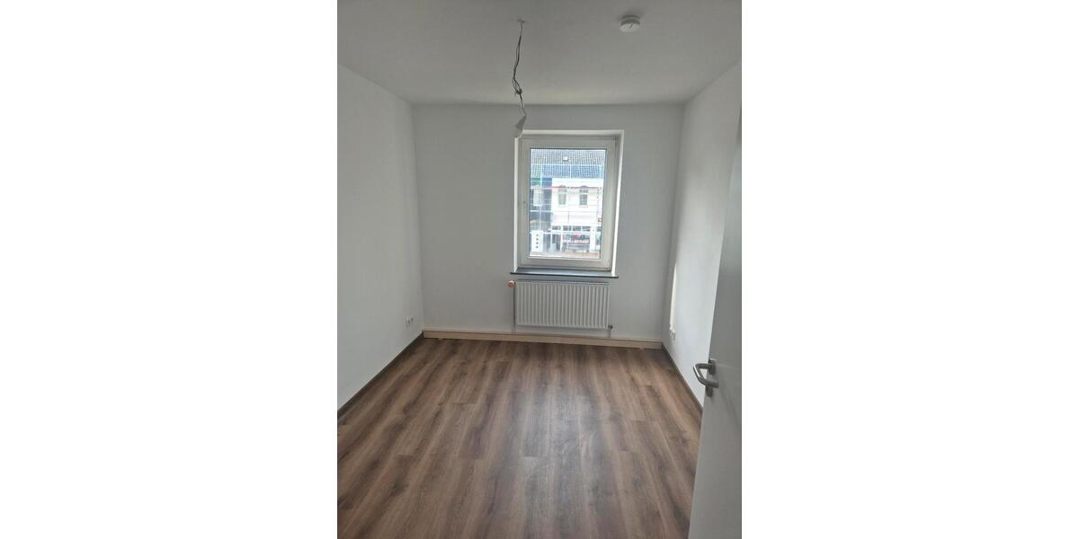 Etagenwohnung Hildesheim Itzum-Marienburg - 3 Zimmer, 70 m&sup2;, 671&euro; | Angebot:26044833