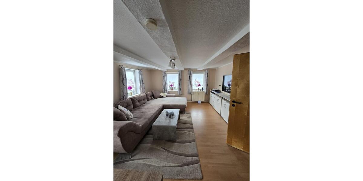 Dachgeschoßwohnung Diekholzen - 2.5 Zimmer, 78 m&sup2;, 550&euro; | Angebot:24901704