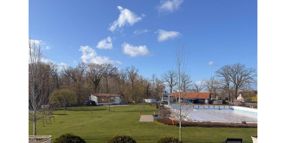 Etagenwohnung Naunhof - 4 Zimmer, 142 m&sup2;, 1.300&euro; | Angebot:26008175