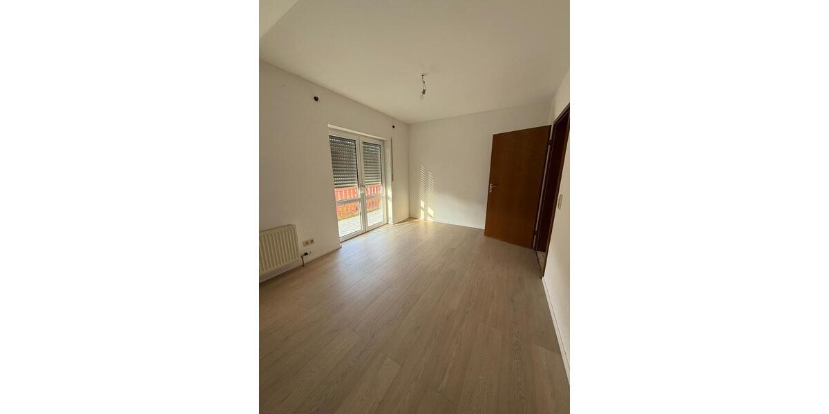 Dachgeschoßwohnung Weilmünster - 3 Zimmer, 82 m&sup2;, 700&euro; | Angebot:26518873