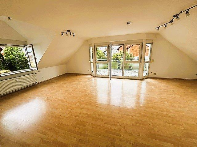 Dachgeschoßwohnung Neckarsulm - 3.5 Zimmer, 101 m&sup2;, 1.040&euro; | Angebot:26631982
