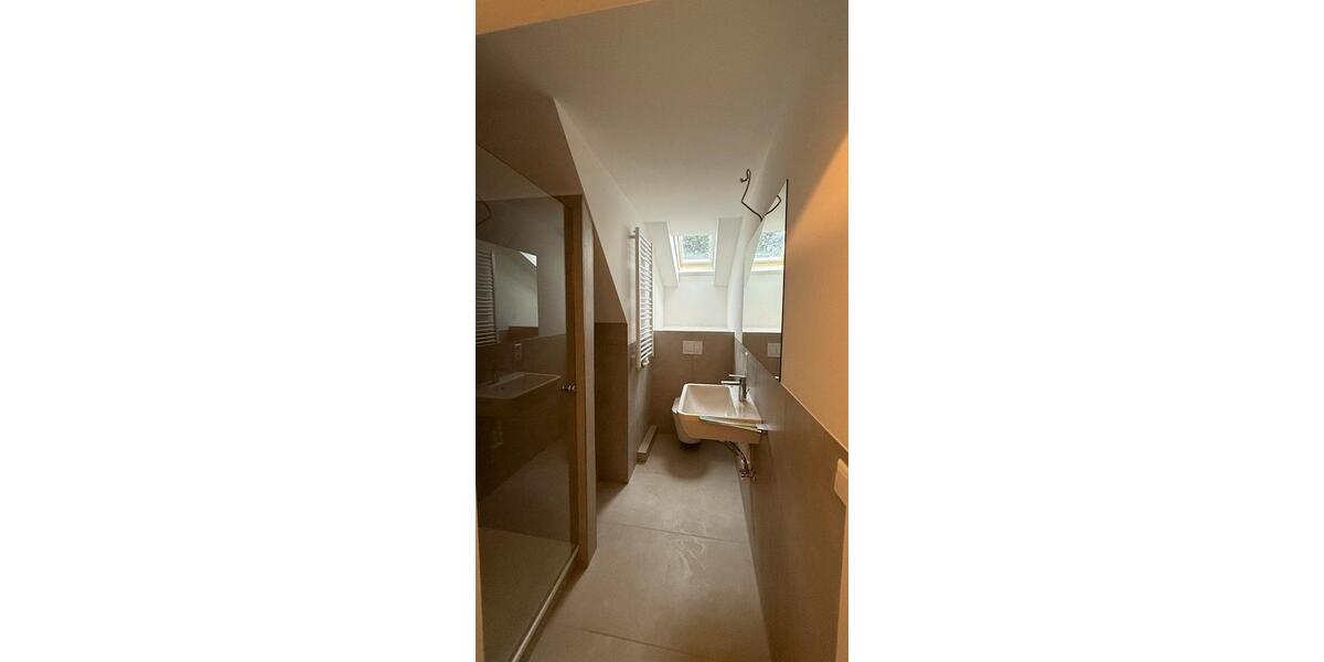 Dachgeschoßwohnung Schmallenberg - 3 Zimmer, 81 m&sup2;, 720&euro; | Angebot:26354375