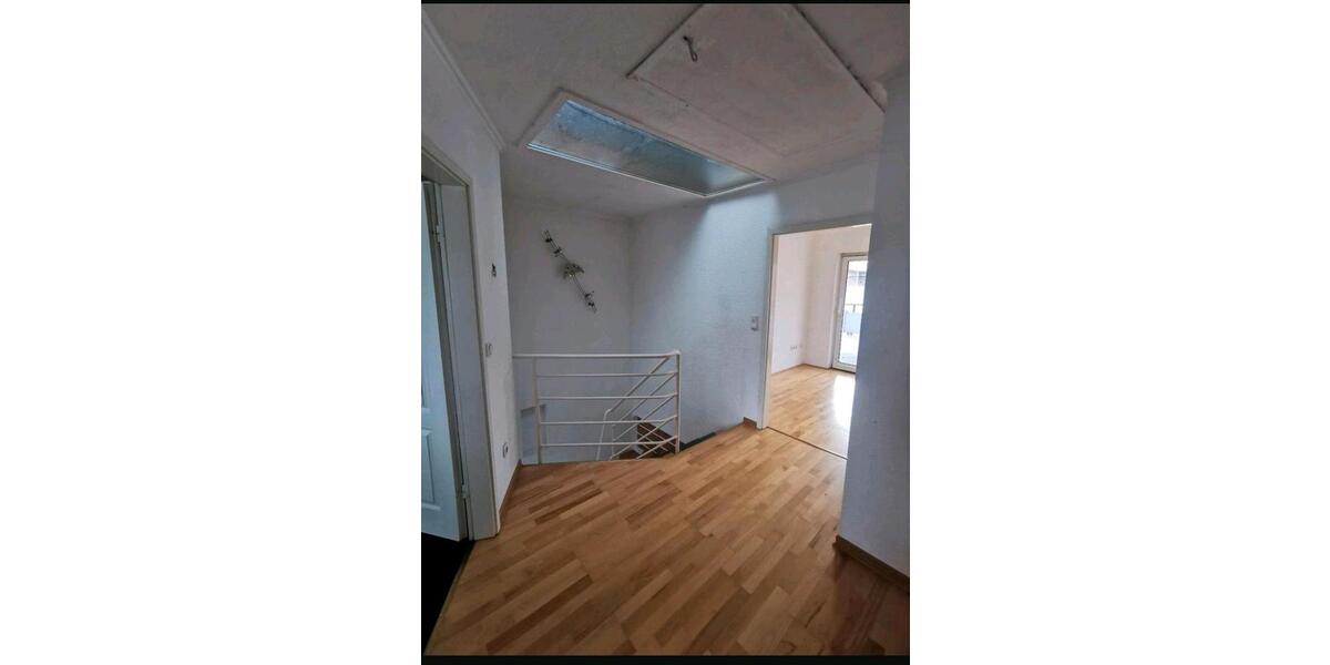 Maisonettenwohnung Sprendlingen - 3 Zimmer, 127 m&sup2;, 1.250&euro; | Angebot:25859995
