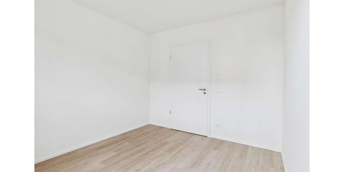 Dachgeschoßwohnung Sindelfingen Sindelfingen (Stadt) - 3 Zimmer, 74 m&sup2;, 1.420&euro; | Angebot:22040043