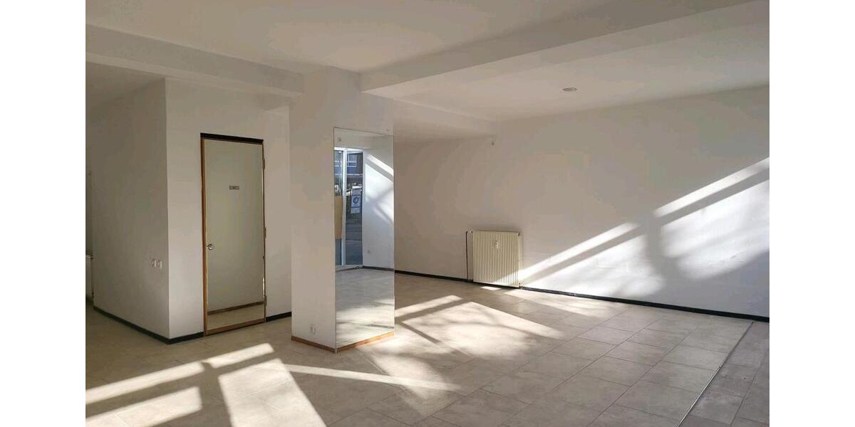 Gewerbeobjekt Wilhelmshaven - 1.100&euro; | Angebot:26387790