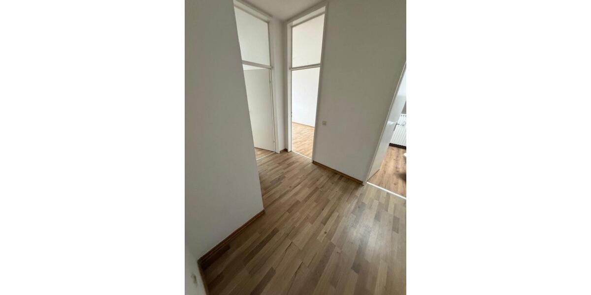 Etagenwohnung Hilchenbach - 4 Zimmer, 95 m&sup2;, 665&euro; | Angebot:24752170