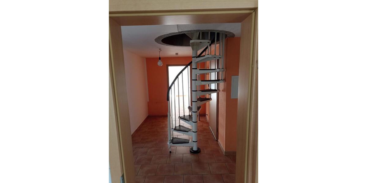 Dachgeschoßwohnung Seesen - 4 Zimmer, 850&euro; | Angebot:22374892