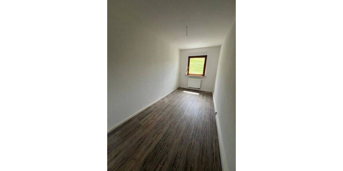 Etagenwohnung Eisenach Fischbach - 4 Zimmer, 76 m&sup2;, 579&euro; | Angebot:26853026