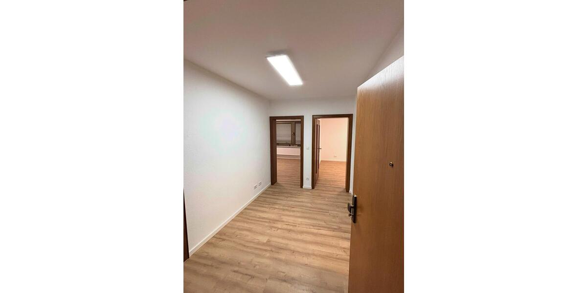 Erdgeschoßwohnung Pirmasens Niedersimten - 3.5 Zimmer, 80 m&sup2;, 700&euro; | Angebot:25151346