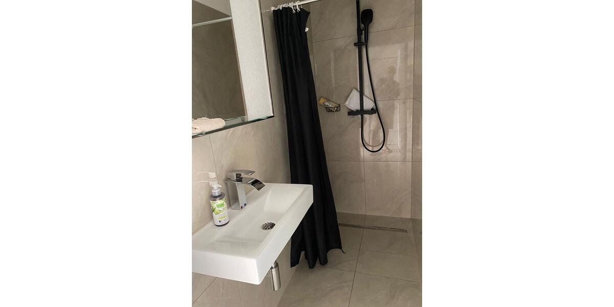 Erdgeschoßwohnung Bad Liebenzell - 1 Zimmer, 20 m&sup2;, 680&euro; | Angebot:24982604