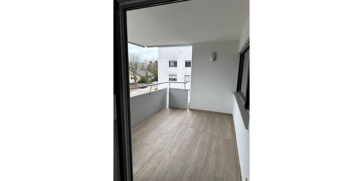 Etagenwohnung Aalen Dewangen - 3.5 Zimmer, 95 m&sup2;, 1.045&euro; | Angebot:25638347