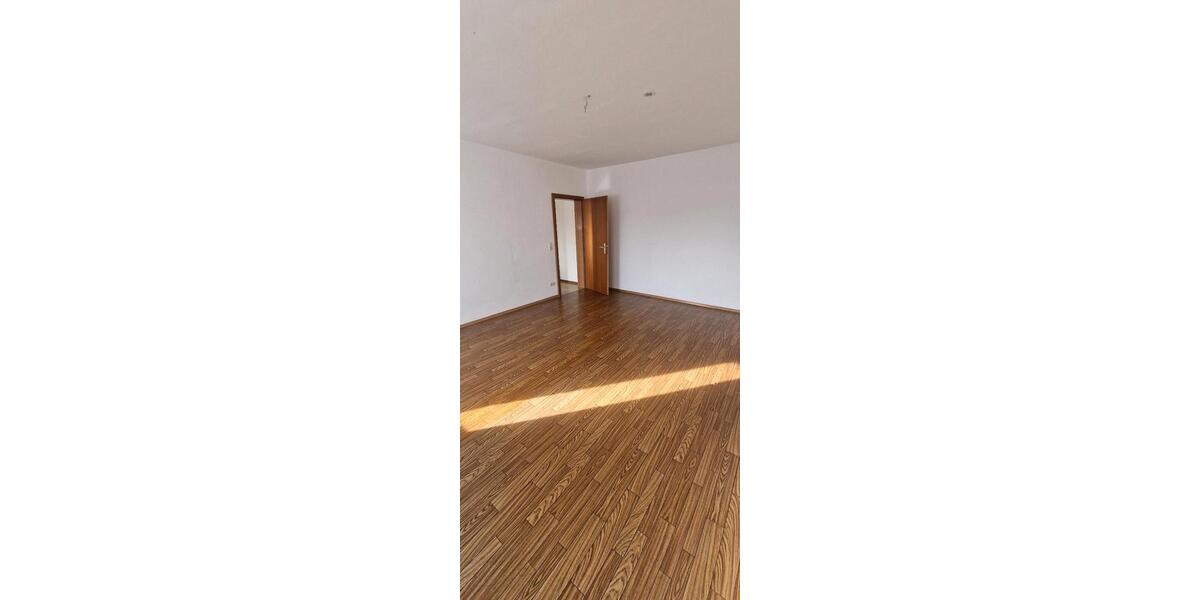 Etagenwohnung Landshut Landshut-West - 2 Zimmer, 76 m&sup2;, 850&euro; | Angebot:24392992