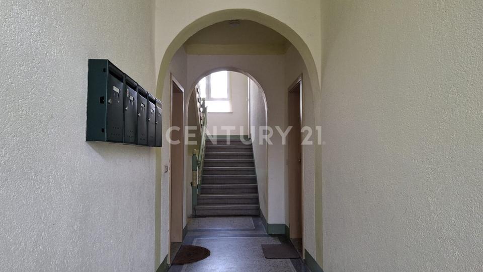 Dachgeschoßwohnung Gera Alt-Taubenpreskeln - 3 Zimmer, 91 m&sup2;, 540&euro; | Angebot:26632733