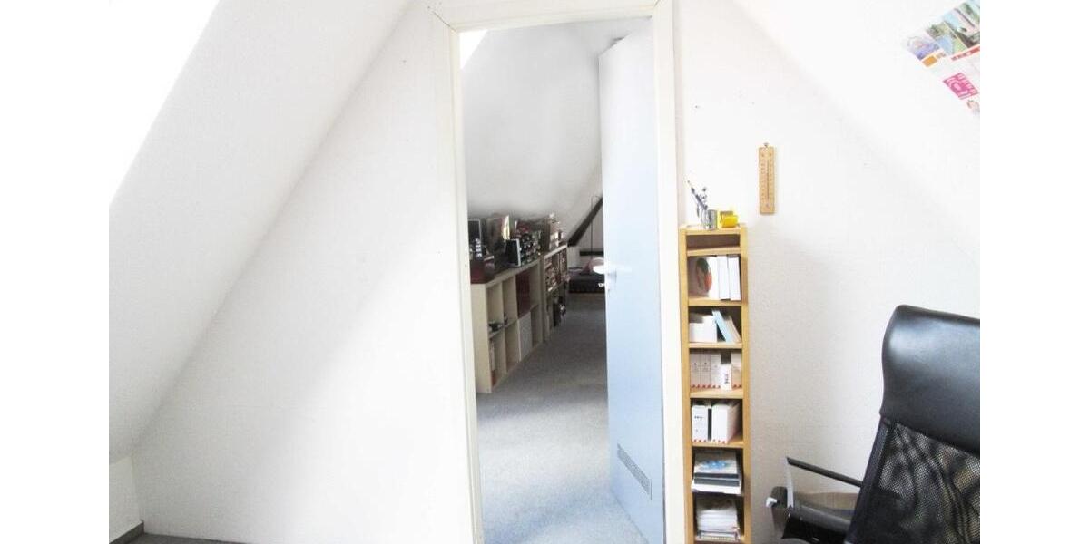 Etagenwohnung Stade - 2 Zimmer, 81 m&sup2;, 810&euro; | Angebot:25161205