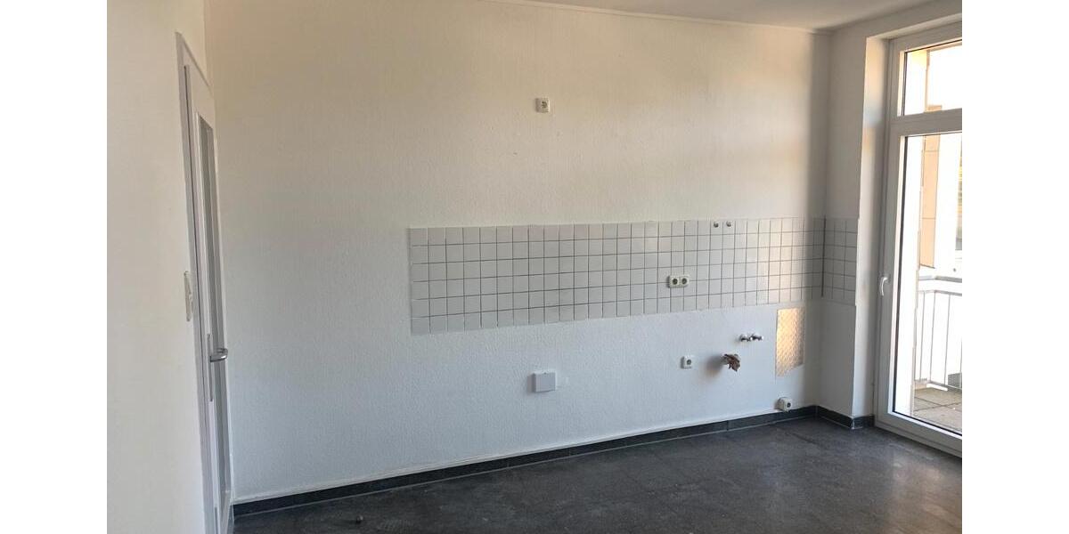 Etagenwohnung Mönchengladbach Süd - 3 Zimmer, 111 m&sup2;, 1.000&euro; | Angebot:26421997